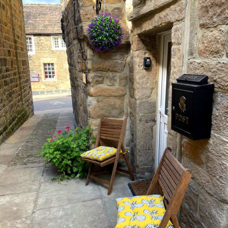 Outside Courtyard at Hidden Gem Cottage